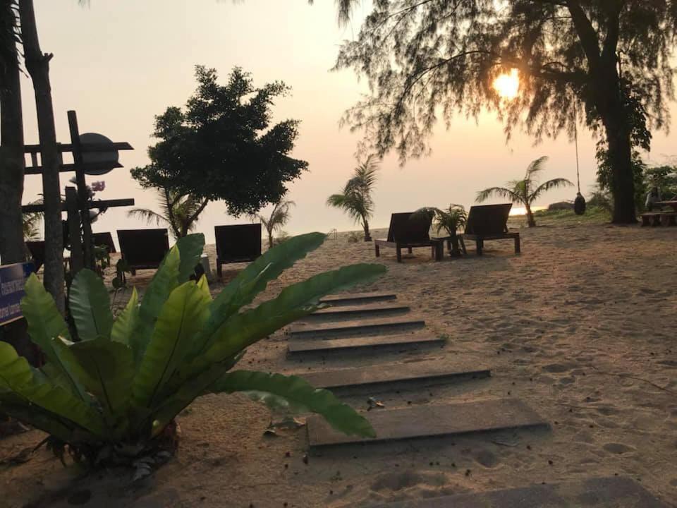 Had Lamae Resort Ban Pak Nam Lamae Zewnętrze zdjęcie